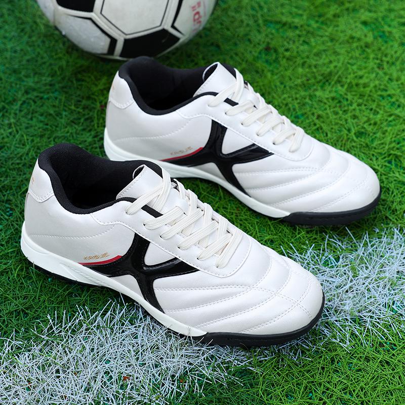 High Quality Mens Soccer Shoes Non-Slip Turf Soccer Boots for Men Non-slip Indoor Training Football Boots Chuteira Campo