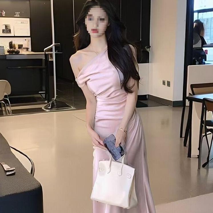French Socialite Style Satin One-Shoulder Mermaid Maxi Dress - Elegant Draped Neck Bodycon for Women Spring Summer Formal Gown.