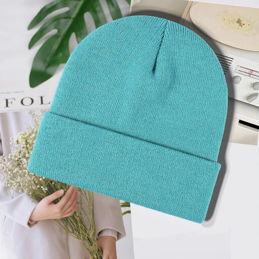 Winter Warm Skull Cap Soft Beanie Hat Thick Breathable Waterproof 100% Acrylic Watch Cap for Skiing Travel Cycling Outdoor Use