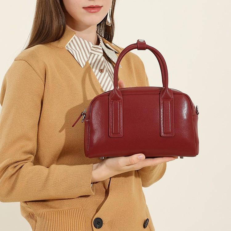 Vintage Commuter Cowhide Bag Versatile Handbag Niche Textured Shoulder Crossbody Bag Genuine Leather Urban Minimalist Pillow Bag