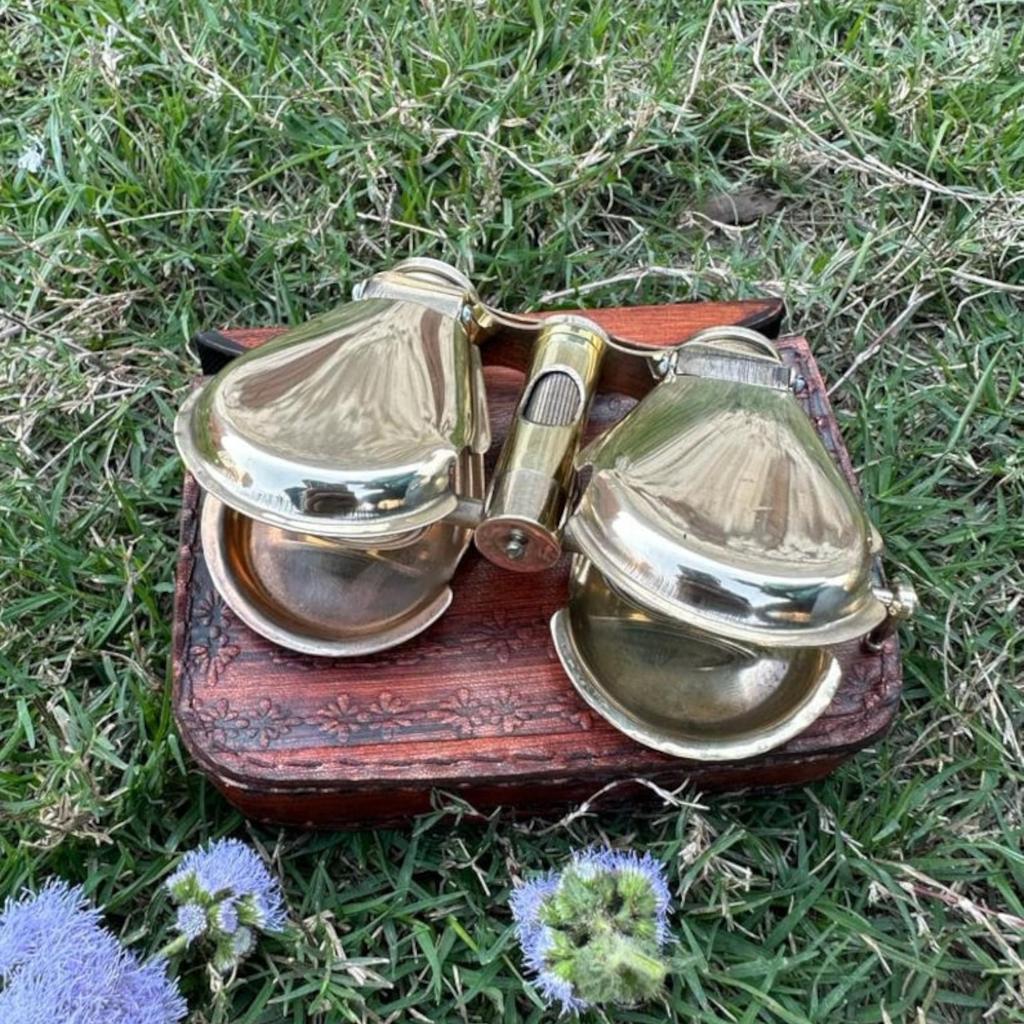 Telescopio Monocular Náutico Vintage: Prismático de Latón Antiguo - Un Tesoro de Regalo Marítimo.