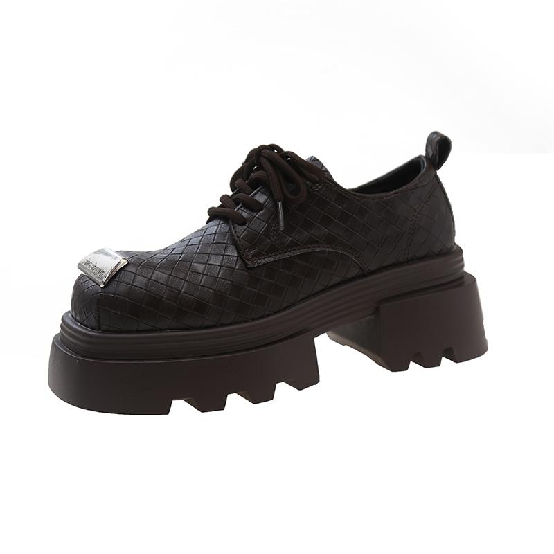 Квадратный носок толстый каблук повседневные туфли-лодочки женские толстая подошва платформа увеличивающая размер универсальные кожаные туфли женские мокасины с металлическим украшением 35 4877₽