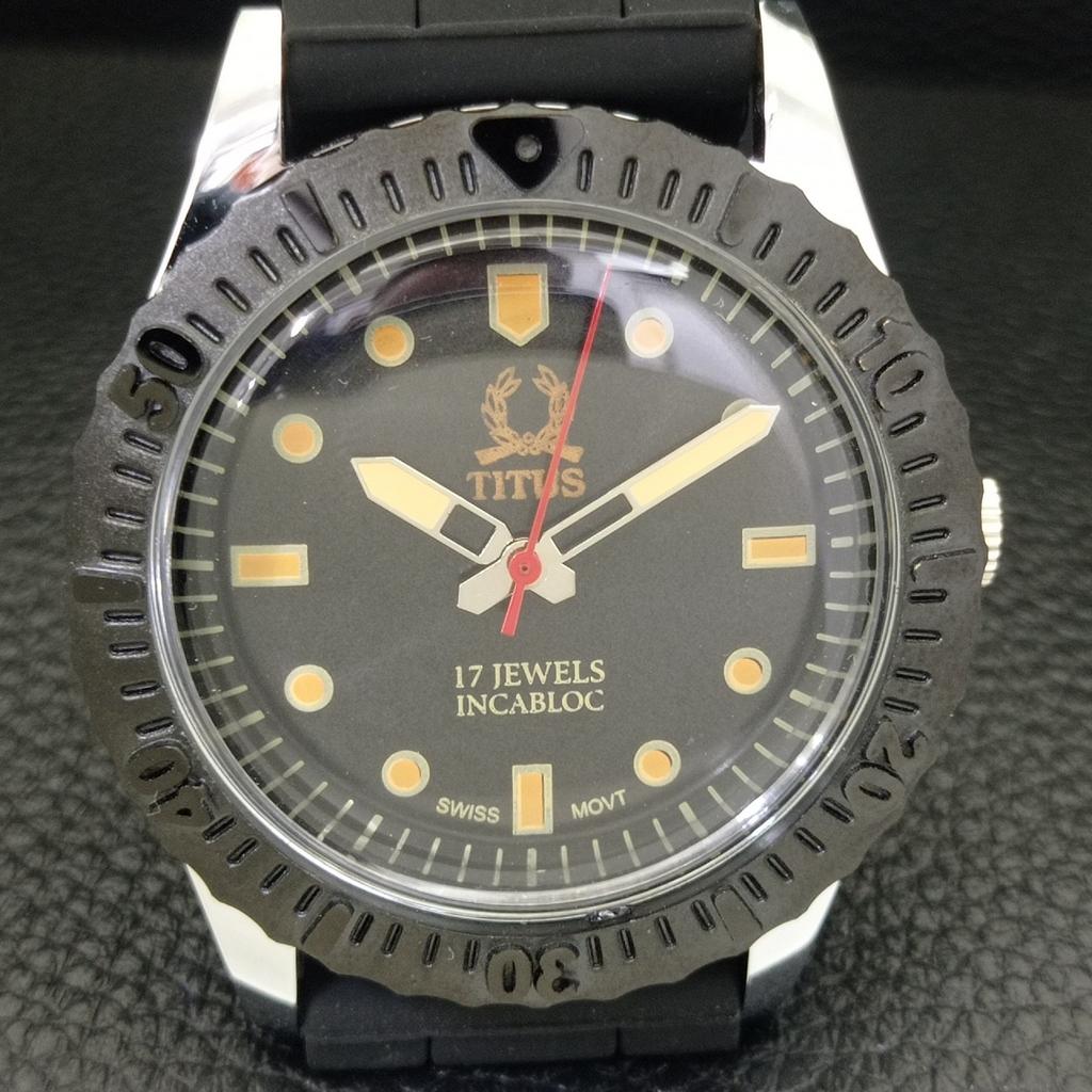 HAND-WINDING VINTAGE TITUS SWISS MENS TURNABLE BEZEL BLACK DIAL WATCH A700215-5 R202-a700215