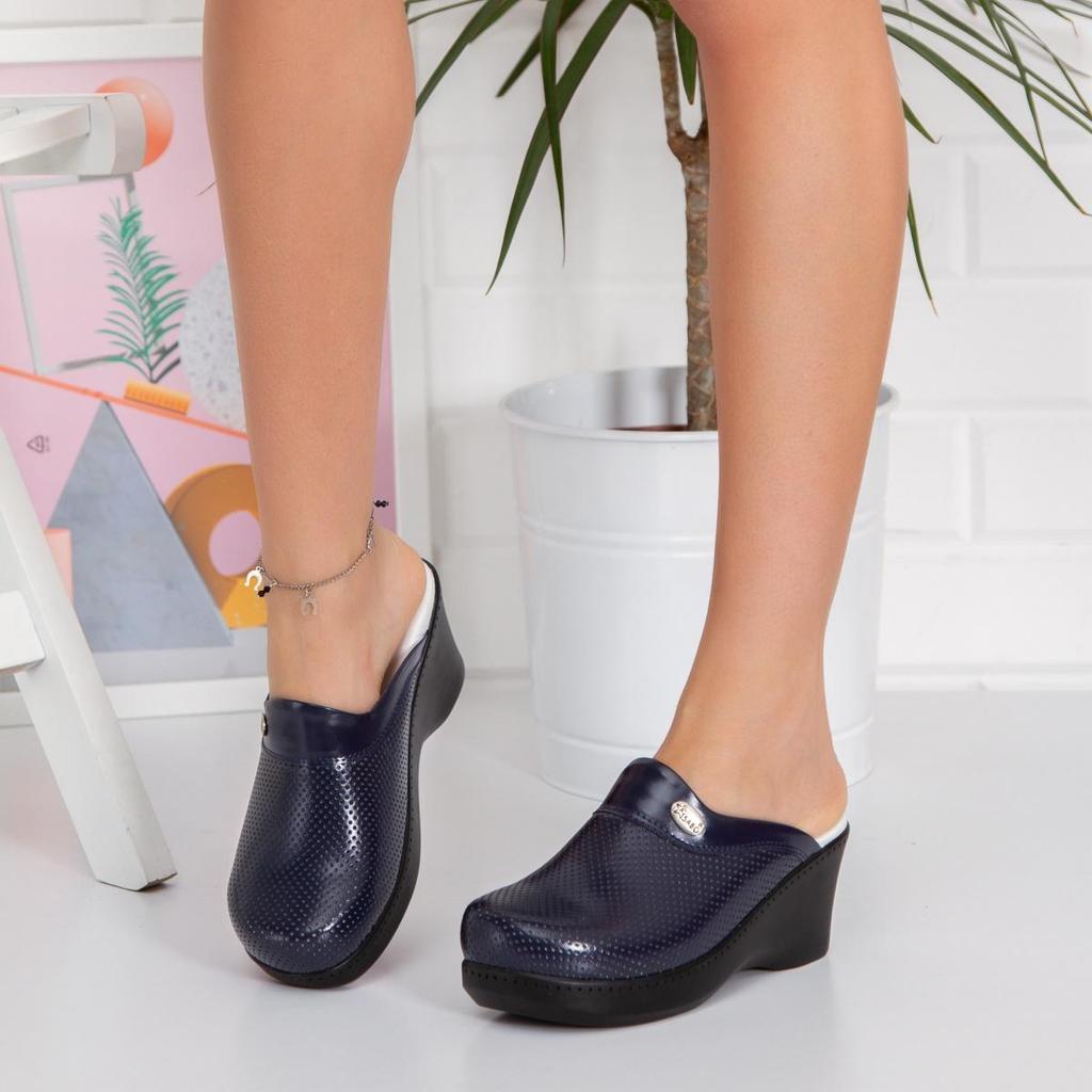 Orthopedic Women's Medical Clogs - Anti-Slip, Comfortable