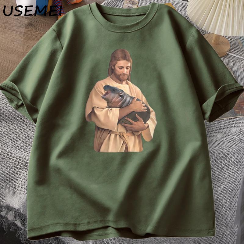 Funny Meme Jesus Holding Moo Deng T Shirt Unisex Women The Hippo Joke Moo Dang Lover Thailand Tshirt Cotton Short Sleeve Tees