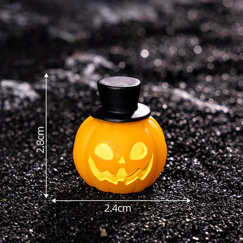 Halloween Cute Pumpkin Miniature Figurines Resin Craft Micro Landscape Home Decor Car Interior Desktop Decoration Holiday Gifts