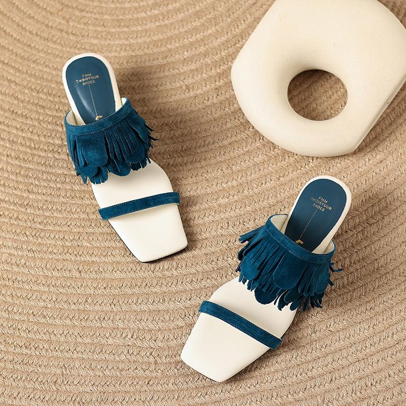 Retro ethnic style slippers for women in summer wearing 2025 new tassel vacation square toe fashion slippers