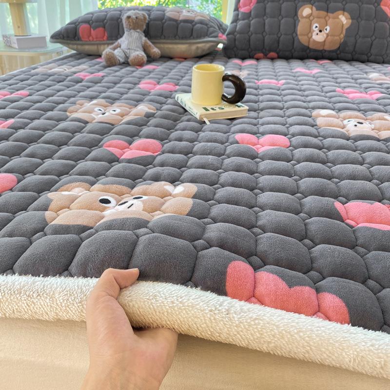 

Новый молочный бархатный стеганый матрас, фланелевый утолщенный однотонный коврик-татами, защитный коврик для матраса 90*200cm темно серый