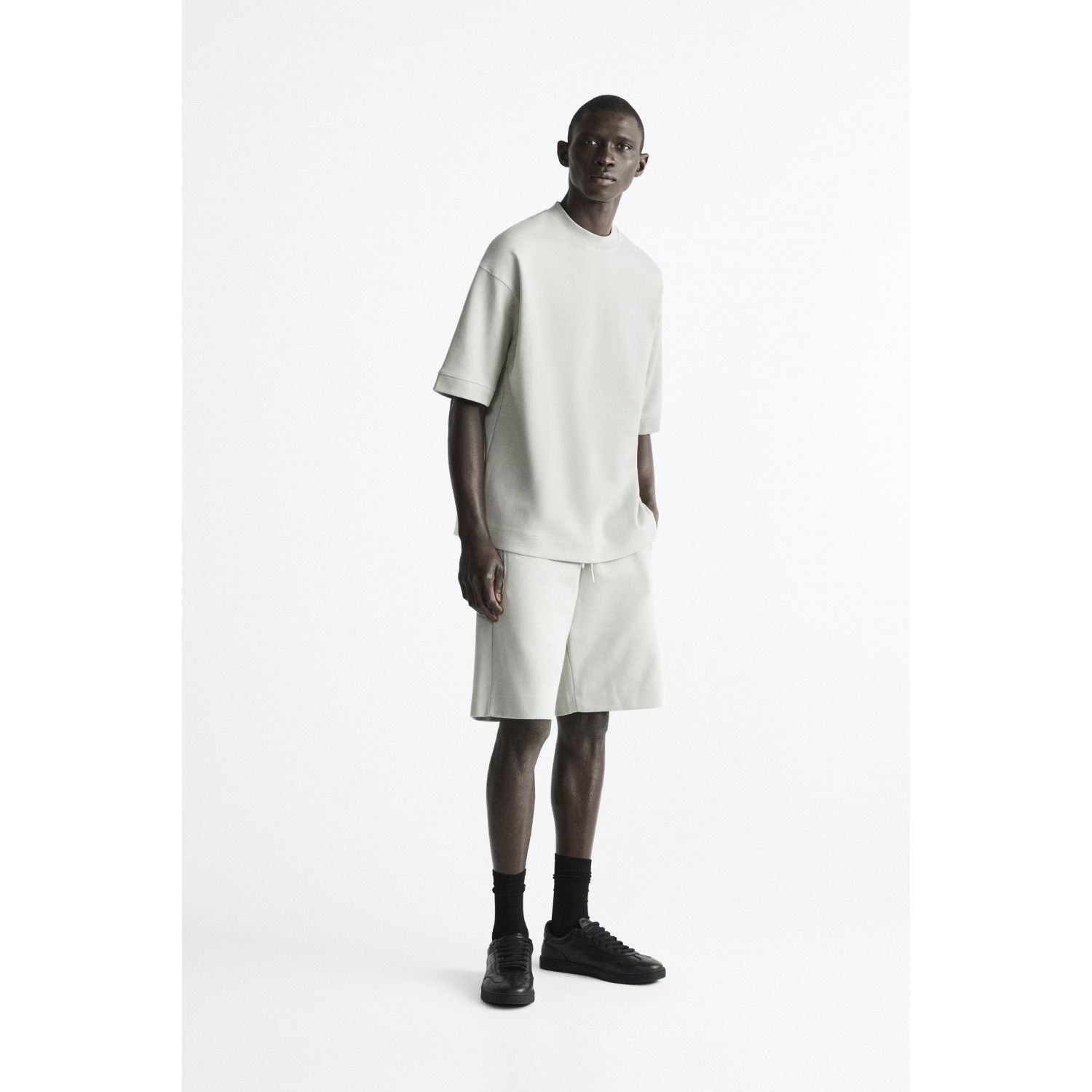 

PREMIUM SWEATSHIRT