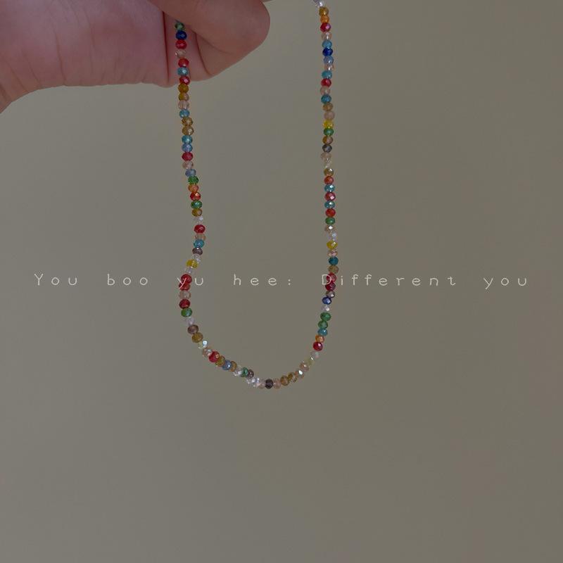 

Extremely fine colored crystal necklace female summer design high-end sensual Mori small beaded neck chain collarbone chain