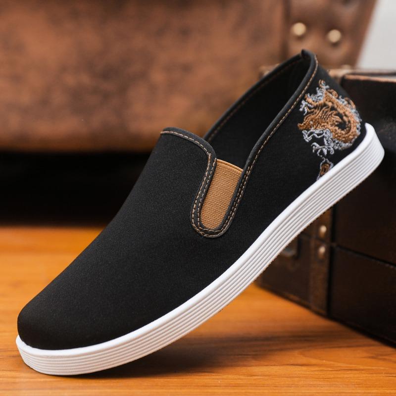 Spring new comfortable and breathable casual embroidered walking shoes fashionable soft-soled men's cloth shoes