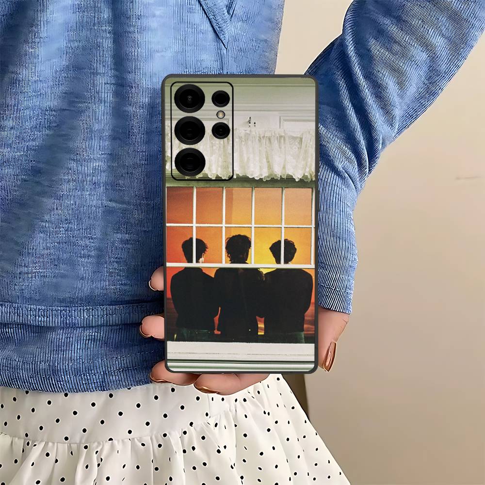 Indie Rock Wallows Band Phone Case For Samsung S 24 Fe 25 Ultra Plus 20 Lite 21 30 22 23 24 22 Ultra 5G Fundas