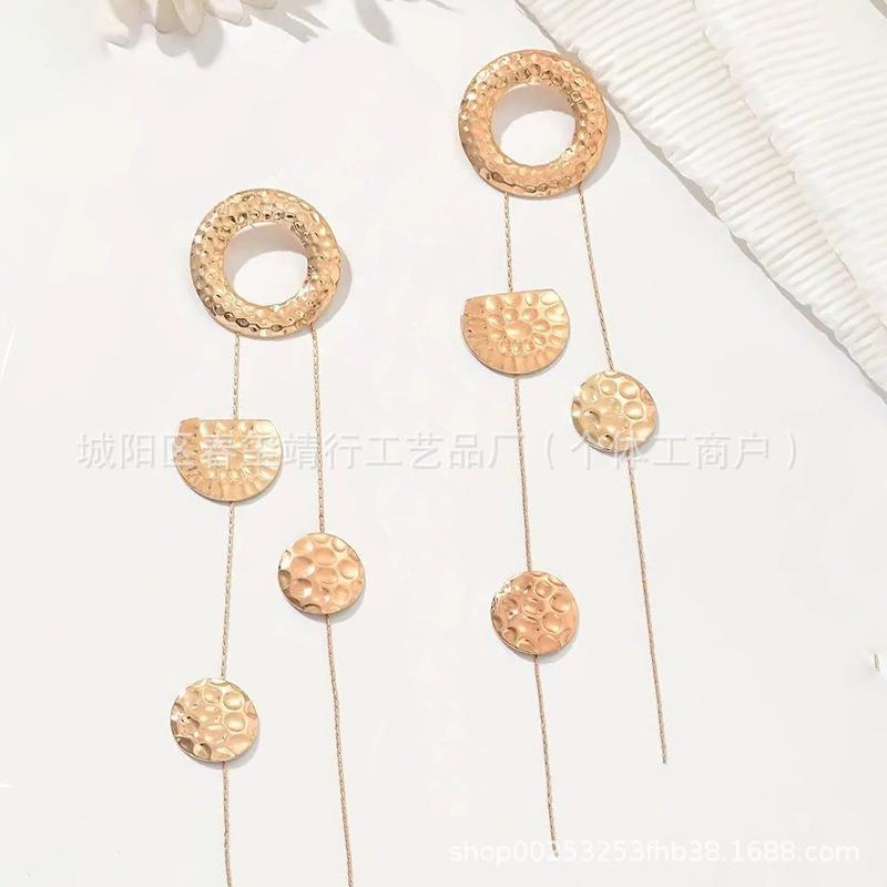 Fashion Irregular Geometric Hammer Round Fringed Earrings Personality Creative Retro Fringed Women's Earrings