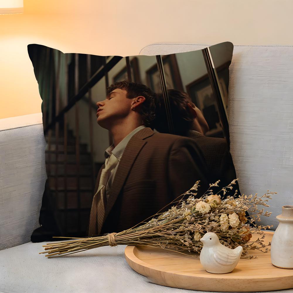 Cushion Cover Linen SkinFriendly Soft Decorative Case For Sofa Home Decor Hot Singer The Kid LLAROI Pillow cover