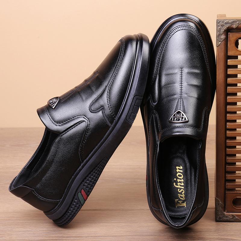 

Модная мужская кожаная обувь, повседневные офисные кроссовки, zapatos hombre, повседневные лоферы, удобные мягкие прогулочные туфли, мужские лоферы 38 чёрный