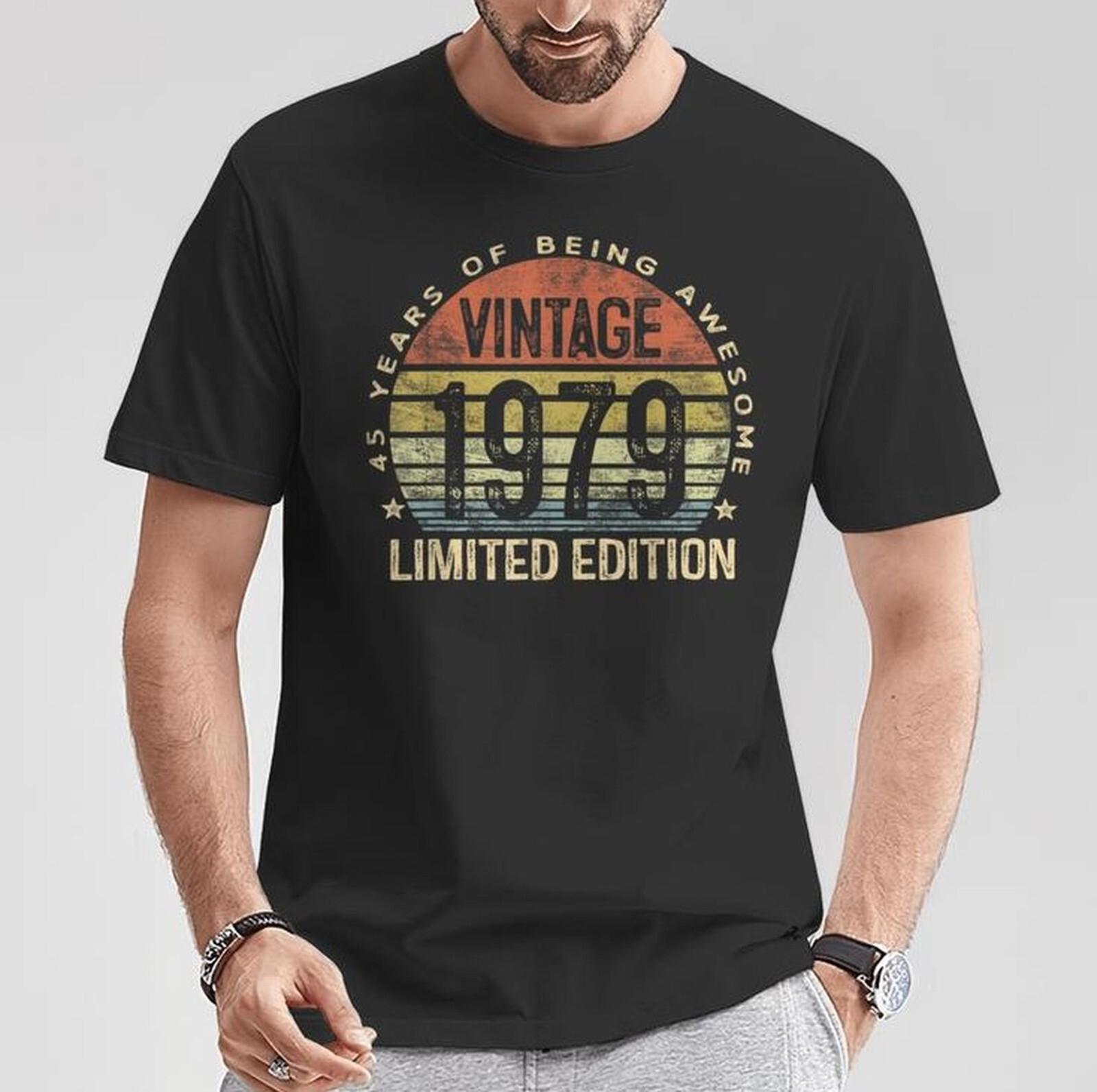 Vintage 1979 Limited Edition T-Shirt, Retro 45 Years of Being Awesome Birthday XXXL