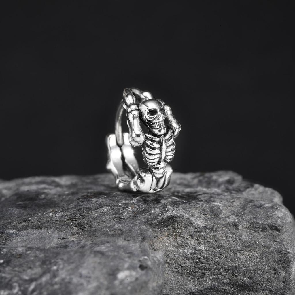 Punk Skeleton Hoop Earrings for Men,Never Fade Metal Huggies Hoop Earrings,Vintage Gothic Jewelry Gifts