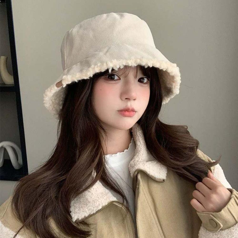 Chapeau Bob Simple en Laine d'Agneau Chapeaux Décontractés pour Femmes Hiver Style Coréen Chapeau de Pêcheur en Peluche Pour Femmes