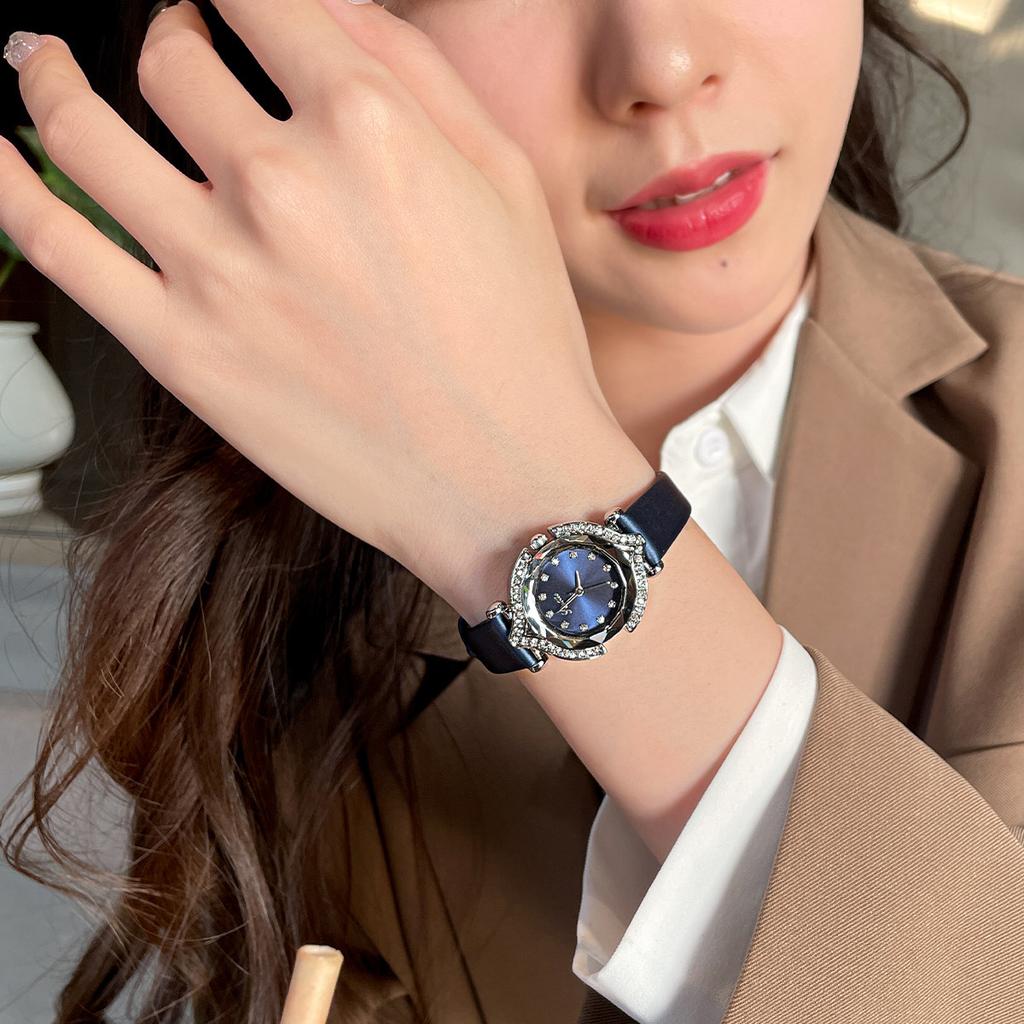Elegant Women'S Wristwatch, New Collection, High-End Selected Timepiece, Fashionable Quartz Watch, Small Ladies' Watch.
