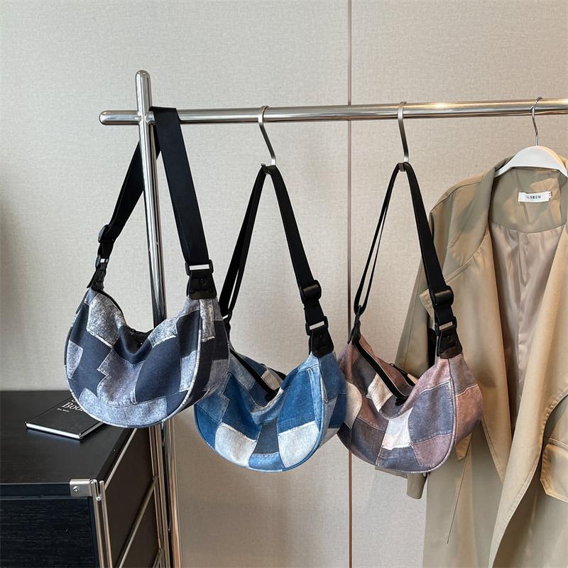 Джинсовая сумка в клетку женская сумка на плечо подмышками сумка на плечо сумка синий — фото 5