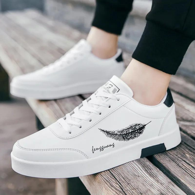 Men Casual Shoes White Sneakers Comfort Flat Men Vulcanized Shoes Lightweight Walking Shoes Board Shoe Zapatos De Hombre