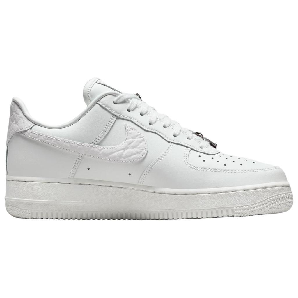 Nike Air Force 1 07 Low Summit White/White/Metallic Silver/Summit White Damen Sneaker IM6485-121