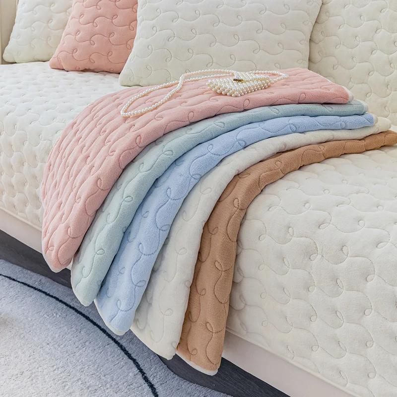 Plyšový polštář na pohovku Zahuštěný mléčný samet Malý čerstvý potah na pohovku Obývací pokoj Čtyřsezónní polštář na pohovku Jednoduchá moderní protiskluzová podložka