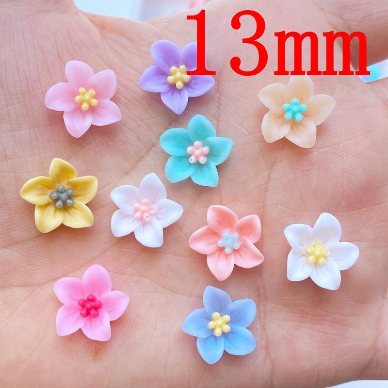 60Pcs New Cute 13mm Mini Flower Series Resin Flatback Cabochon Scrapbook Kawaii Embellishments Accessories