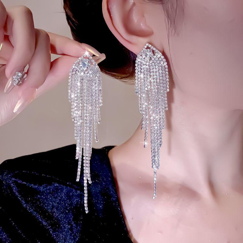 Elegant Tassel Long Earrings: European & American Fashion, High-End Prom & Evening Goddess Style.