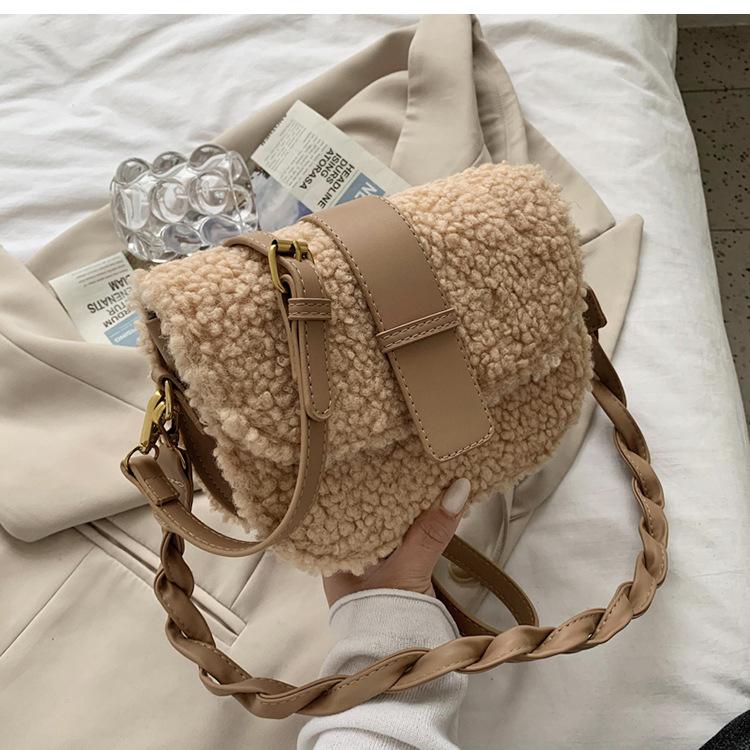 

Women s Shoulder Bag Messenger Weave Strap Saddle Armpit Bag High-quality Plush Fur Winter Bag Women s Handbag Designer XS