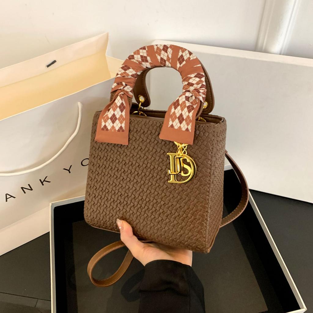 Gewebte Tasche Damenhandtasche neue Prinzessin Diana Tasche hochwertige Handtasche Schulter-Umhängetasche