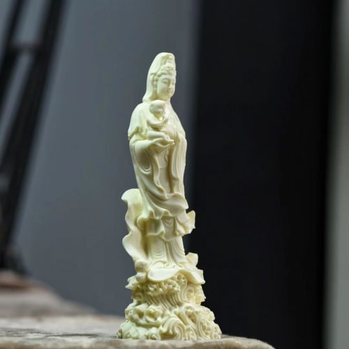 18cm Mother Kannon Bodhisattva Statue, Child-rearing Kannon, "Prayer for Safe Childbirth, Guardian Deity for Child-rearing, and Memorial Service for U