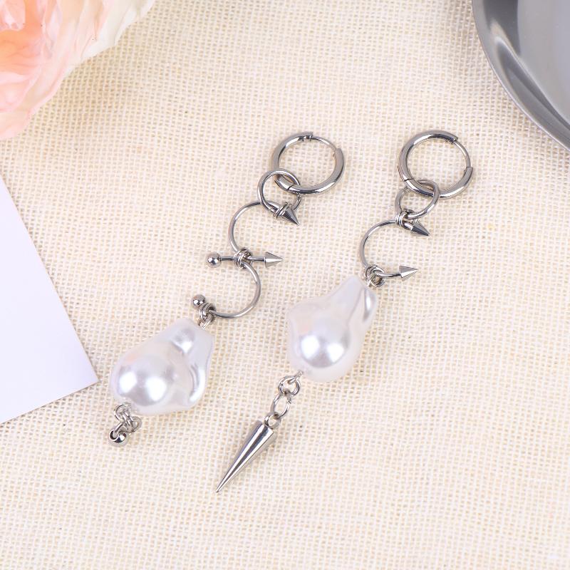 Korean Fashion Irregular Pearl Rivet Earrings For Women Punk Asymmetry Geometric Earrings Goth Grunge Jewelry Accessories