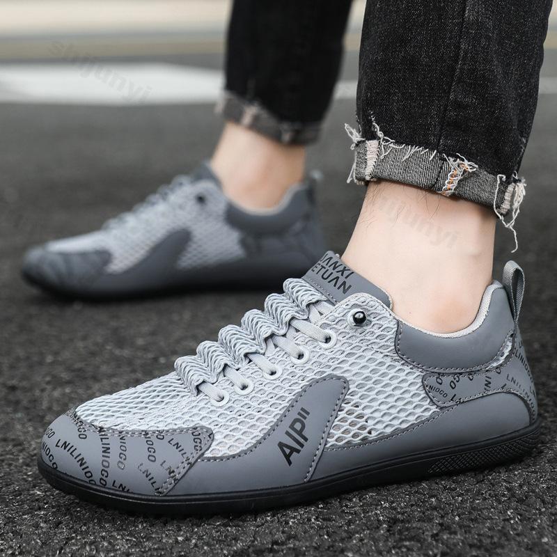 Summer Men's Flat Shoes 2025 New Breathable Mesh Sport Casual Shoes Fashion Non-slip Board Shoes Trendy Zapatillas De Hombre