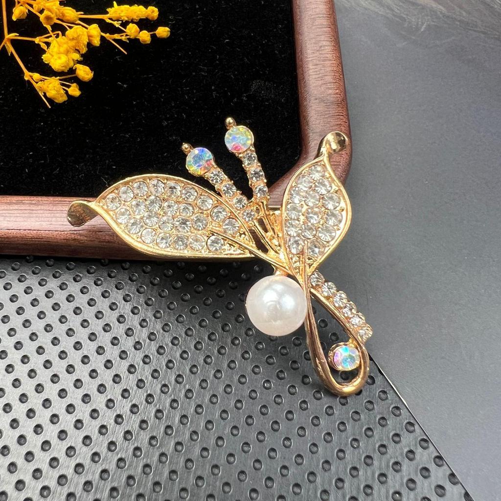 Broșă Retro Cristal Diamant cu Ac Anti-Expunere și Cataramă din Aliaj pentru Accesorii Vestimentare