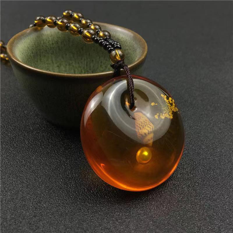 Retro Amber Pendant Necklace For Men And Women Long Pendant Sweater Chain Mother's Day Gift