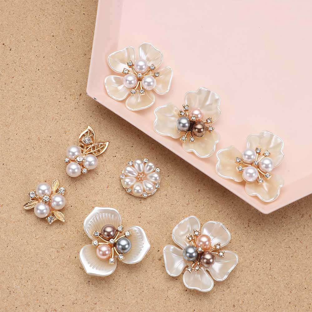 10PCS Flower-shaped Pearl Rhinestone Buttons Sparkling Crystal Hairpins Decoration Buttons Clothes Apparel Sewing Accessories