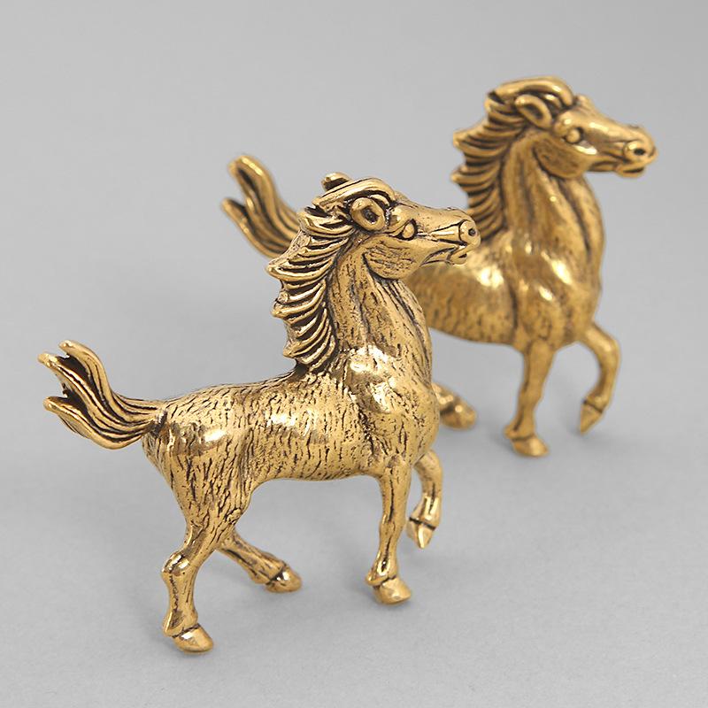 

Miniatures Tea Pet Figurines Brass Retro Beard Haughty Antelope Metal Creative Handicraft Home Office Desktop Ornament