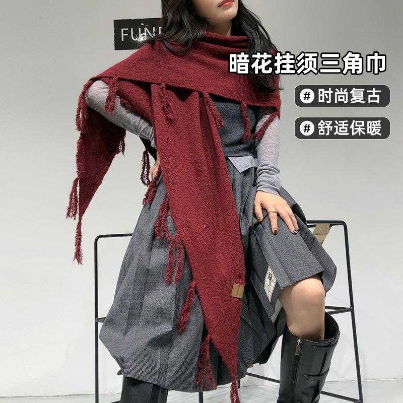Trendy new scarf women's high-end sense versatile atmosphere wool shawl warm thickened fringed cashmere scarf