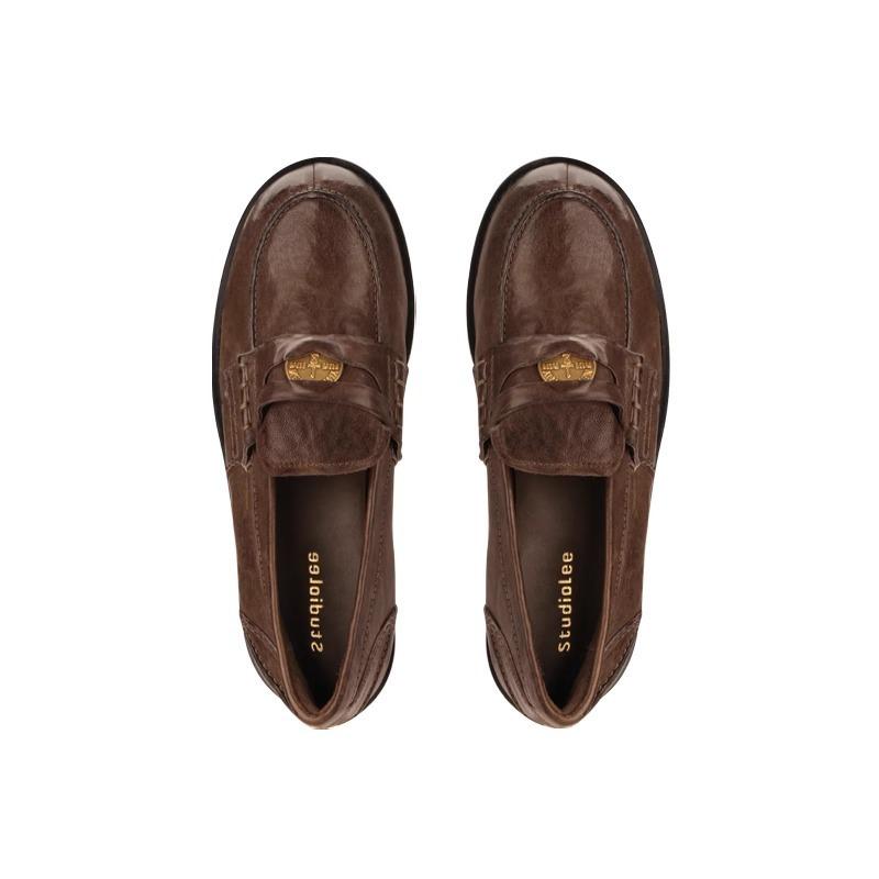 Grape mother, the same style, retro loafers, round head, small gold coins, British style leather, black single shoes, women's small leather shoes.