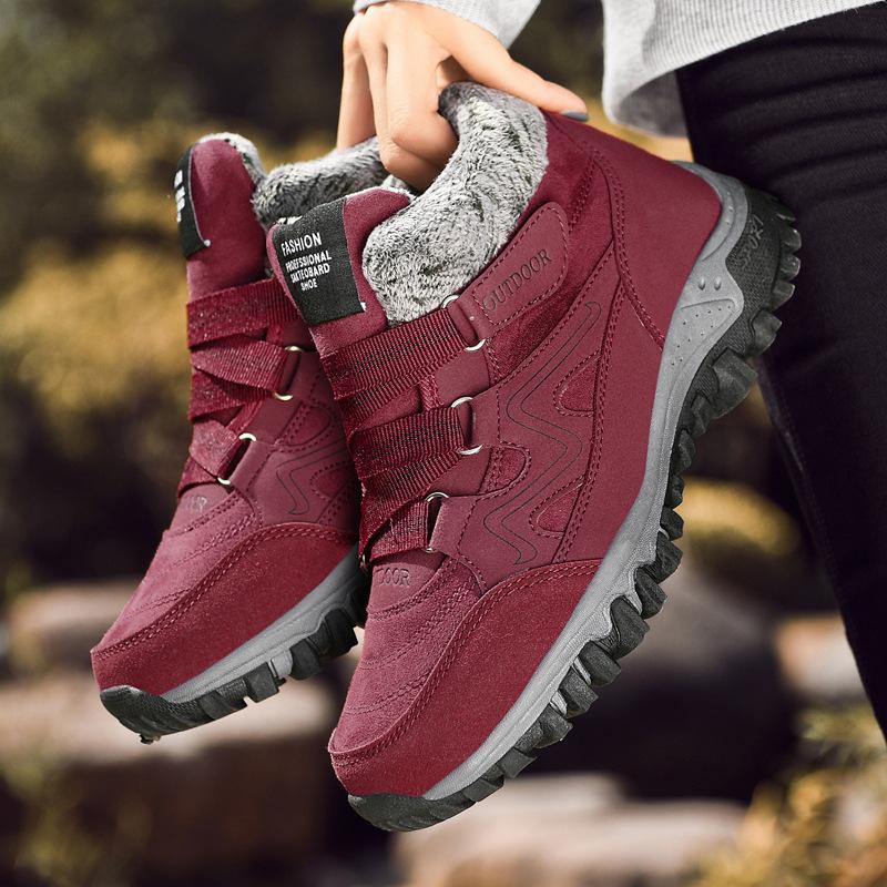 Step Cotton Shoes Warm Square Dance Middle-aged and Elderly Sports Shoes Outdoor Sports Snow Boots Mountaineering Winter Non-slip