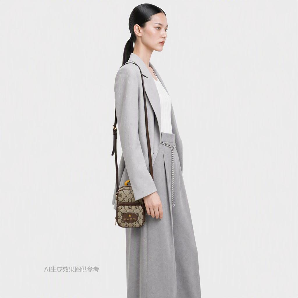 [Pre-Owned] Gucci Neo Vintage GG Supreme Small Crossbody Bag 'Beige' - Very Good #1M64NZZ