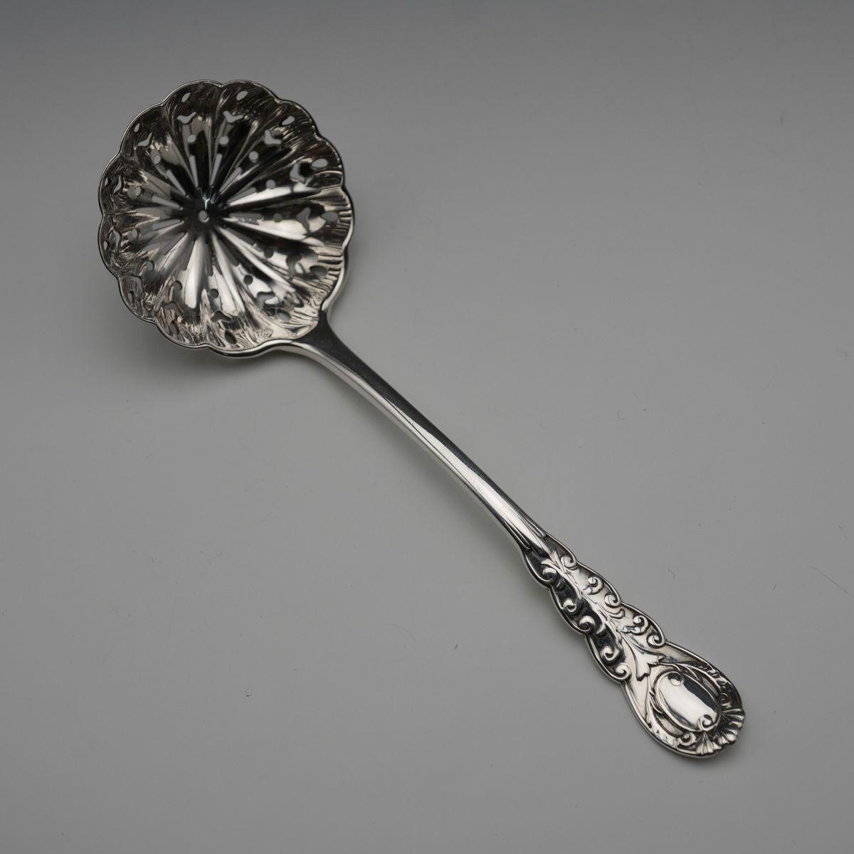 Used 1907 British Antique Sterling Silver Sugar Shifter 30g Josiah Williams & Co