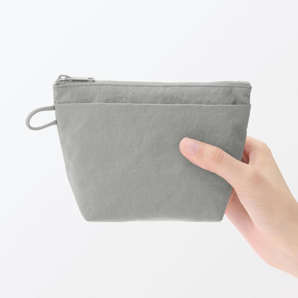 MUJI Wrinkle Nylon Gusseted X 11 X 6 84475658 Pouch, Gray, Small, Approx. 16.5 Cm,