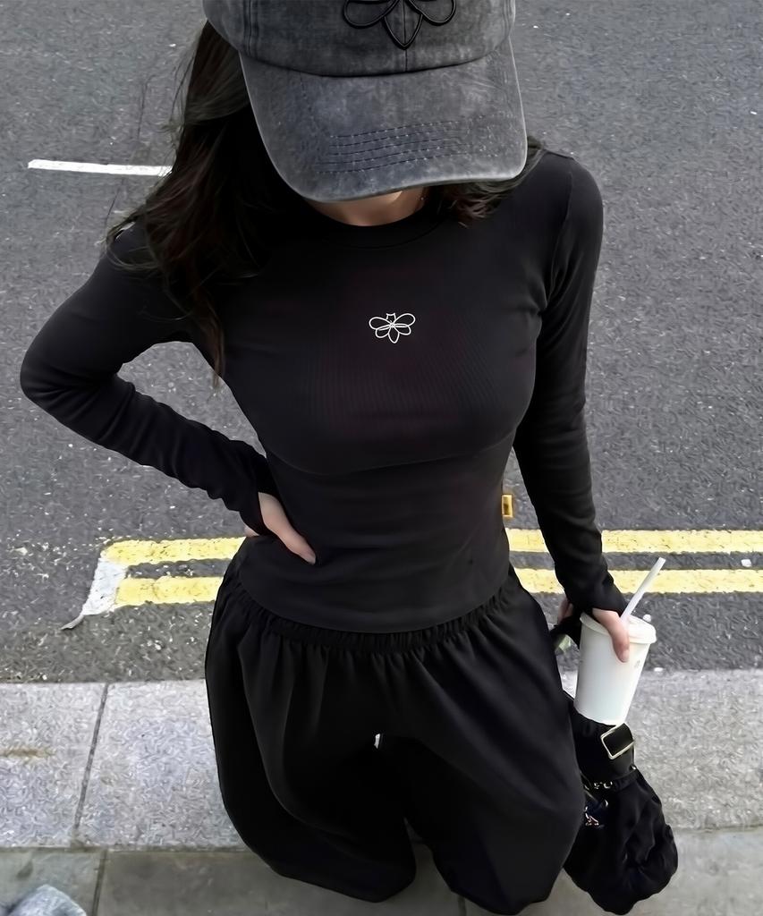 Eobiheomjeu Bb Soft Slim Long Sleeve T-Shirt Abh355-101 Black