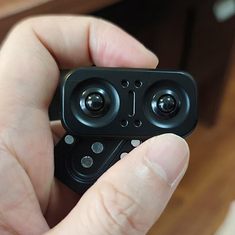 Toys Owl Metal Poker Fidget Rotator Slider Stress Relief Clicker Haptic Finger Spinning EDC Hand Anxiety ADHD Novelty Gifts