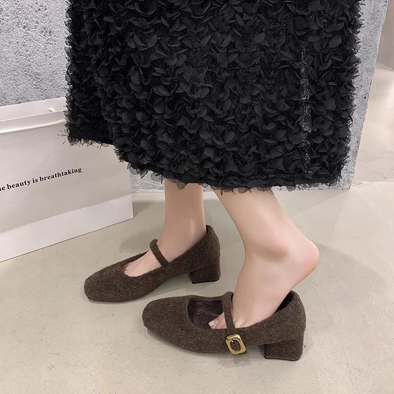 Designer Square Toe Woman Mary Jane Shoes Elegant Thick Heel Dress Shoes Outdoor Comfortable Fleece Lined Ladies Pumps Shoes
