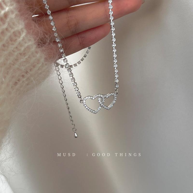 Sweet and fresh full diamond love necklace Korean temperament simple collarbone chain