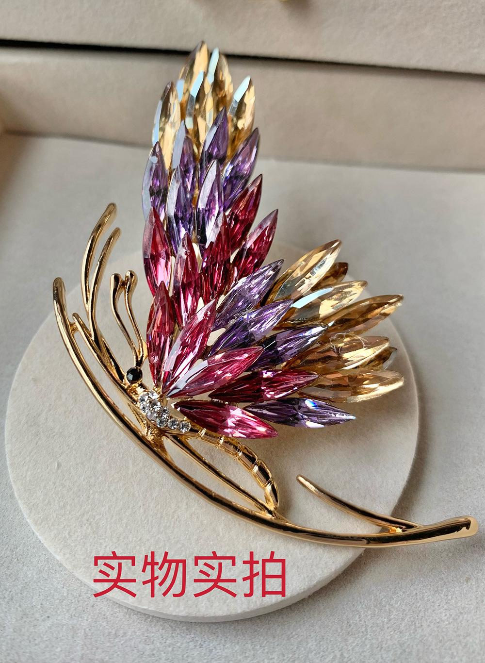 Crystal Butterfly Brooch with Diamonds, Insect Brooch, Elegant Clothing Accessory Pin for Women