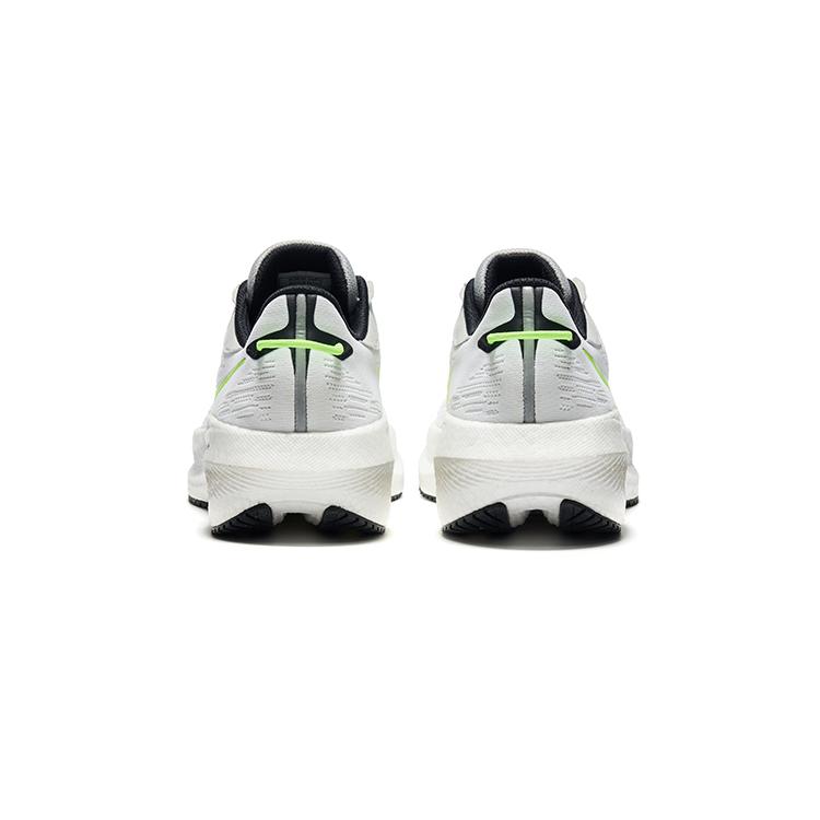 SAUCONY Triumph Victory 21 Cushioning Slip Resistant Abrasion Resistant Breathable Low Top S10881-75